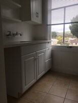 100 San Bruno Ave, Unit 100 San Bruno AVE no 11 in Brisbane, CA - Building Photo