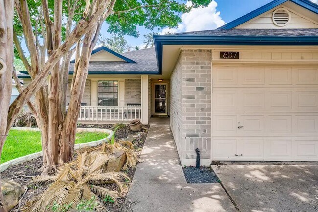 607 Battlecreek Ln in Leander, TX - Building Photo - Building Photo
