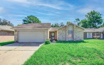 7215 Caracas Dr in Houston, TX - Building Photo - Building Photo