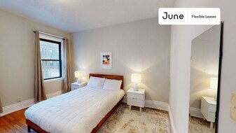 31 Queensberry St, Unit 1-2 in Boston, MA - Building Photo