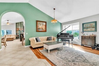 6206 Farthing St in Tampa, FL - Building Photo - Building Photo