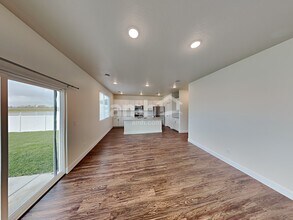 3294 Fields Ave in Syracuse, UT - Building Photo - Building Photo