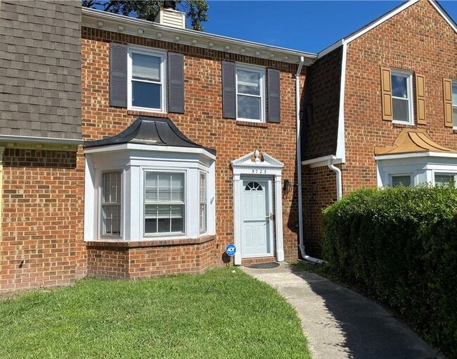 property at 5723 Rivermill Cir