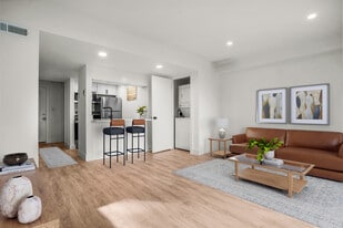 Lookout Pointe in Provo, UT - Building Photo