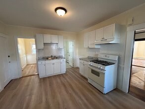 15 Estabrook Ave in Marlborough, MA - Building Photo - Building Photo