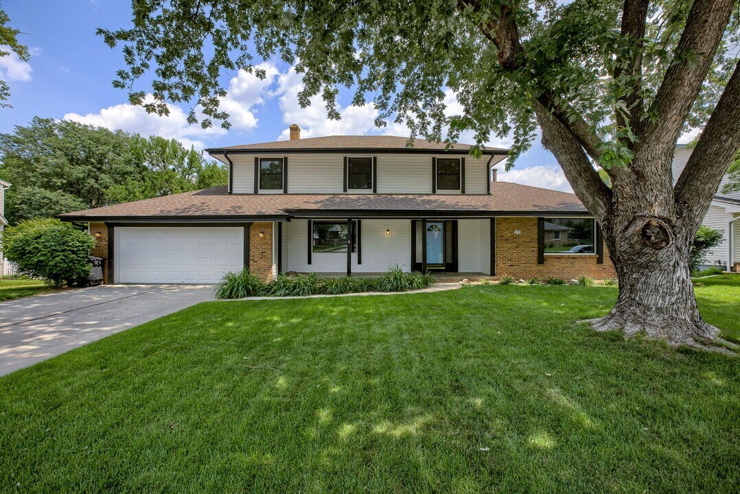 1335 S 133rd St in Omaha, NE - Building Photo