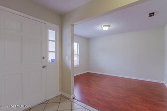 5351 Morgan Horse Dr N in Jacksonville, FL - Building Photo - Building Photo