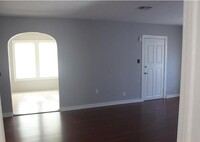 5106 Jackson St photo'