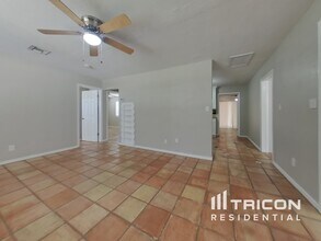 4006 Winthrop St in Sarasota, FL - Building Photo - Building Photo