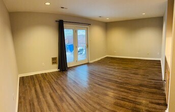 81 English Run Cir in Sparks Glencoe, MD - Building Photo - Building Photo