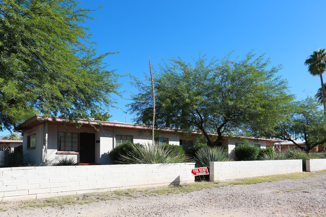 3701-3707 E Fairmount St in Tucson, AZ - Building Photo