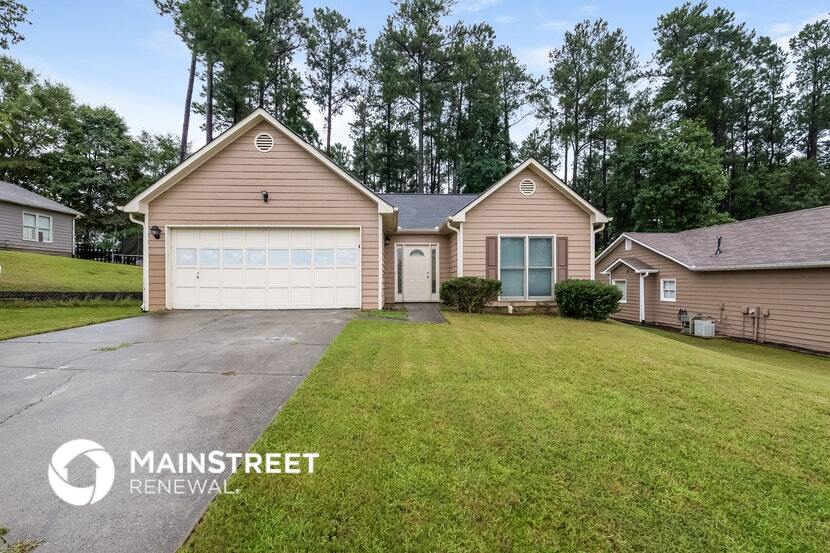 2358 Planters Cove Dr in Lawrenceville, GA - Building Photo