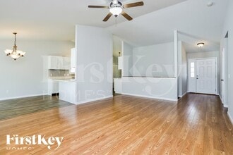 456 Fawn Run Dr in Troy, MO - Foto de edificio - Building Photo