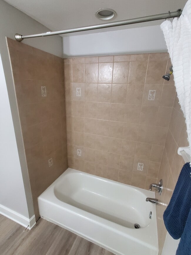 12033 Gandy Blvd N in St. Petersburg, FL - Building Photo - Building Photo