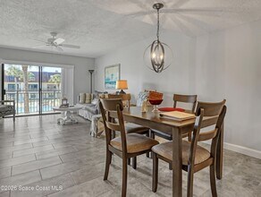 170 Paradise Blvd, Unit 17014 in Melbourne, FL - Foto de edificio - Building Photo