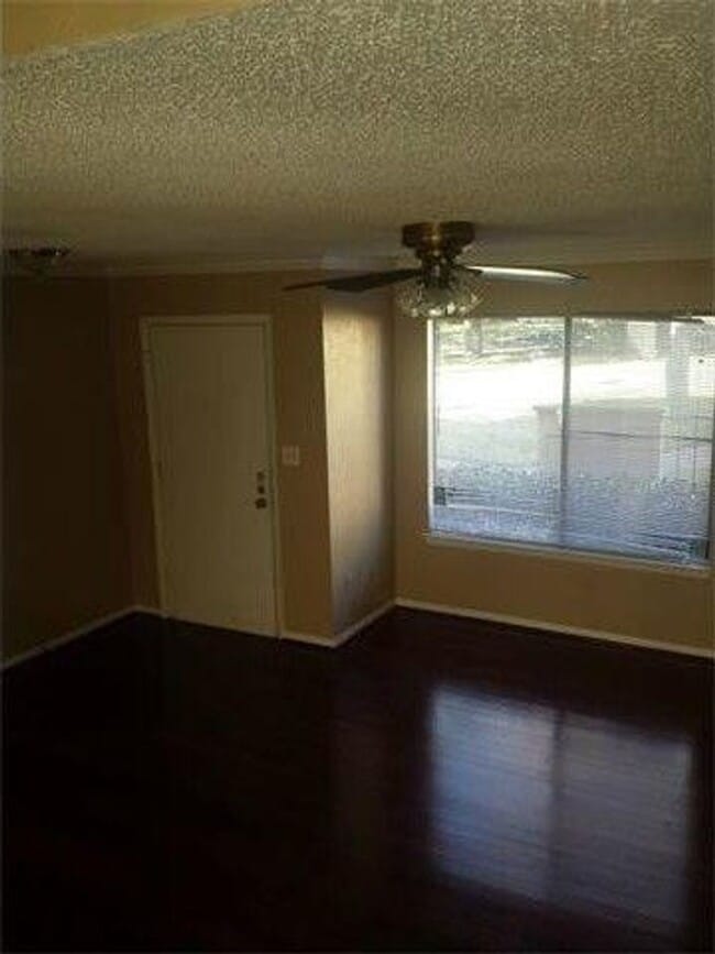 9510 Quail Village Ln in Austin, TX - Building Photo - Building Photo