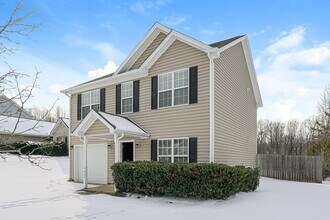5624 Fairway Forest Dr in Winston-Salem, NC - Building Photo - Building Photo