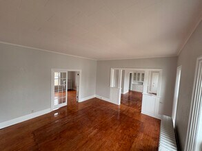 925 Minnesota St in Oshkosh, WI - Foto de edificio - Building Photo