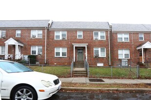 1257 Raum St Ne in Washington, DC - Building Photo