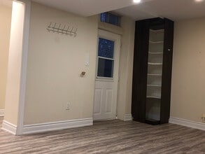 27 Masi Crt in Vaughan, ON - Building Photo - Building Photo