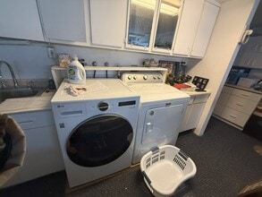 4495 Caminito Cuarzo in San Diego, CA - Building Photo - Building Photo