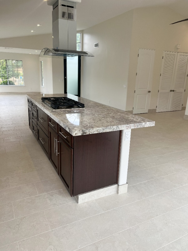2016 N Nutmeg St in Escondido, CA - Building Photo - Building Photo