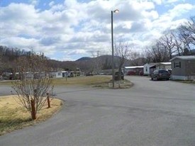 Deer Crossing Apartments