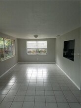 3728 Haven Dr in New Port Richey, FL - Foto de edificio - Building Photo