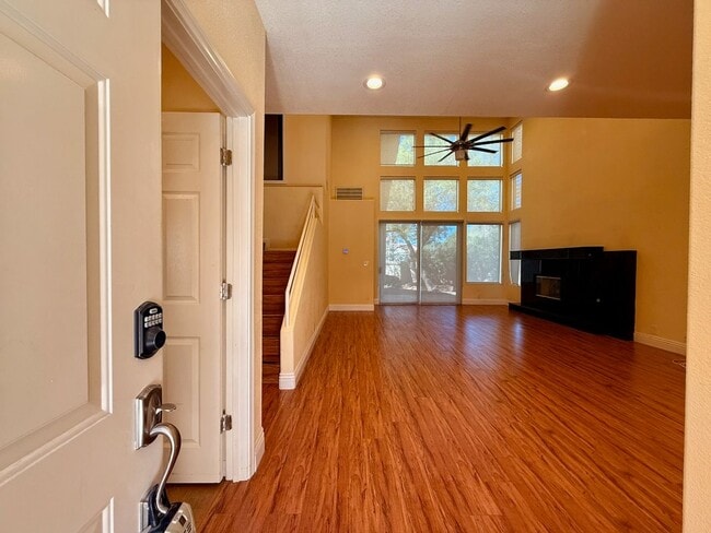 4969 Jeremy Dr in Las Vegas, NV - Building Photo - Building Photo