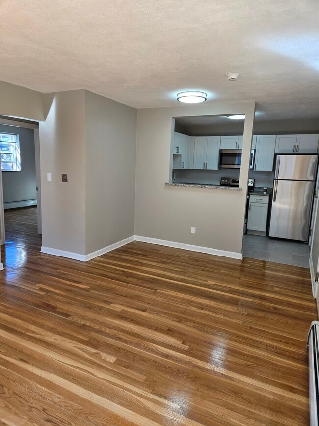 268 Grove St, Unit 6 in Auburndale, MA - Building Photo - Building Photo