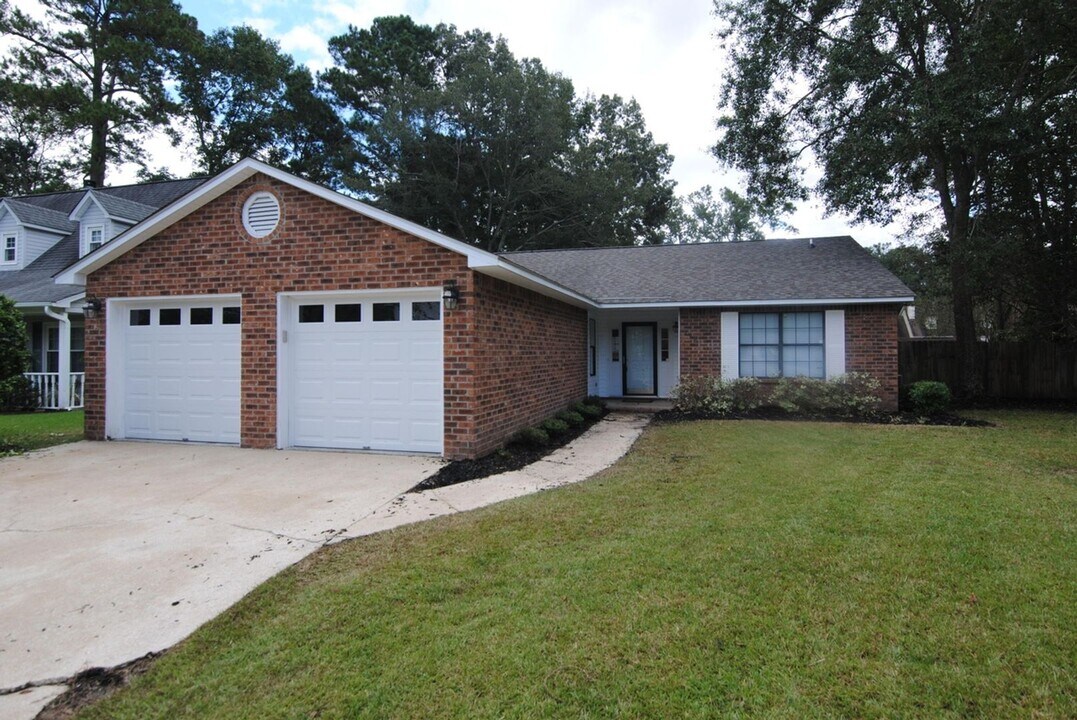 116 Lancelot Hall in Charleston, SC - Building Photo