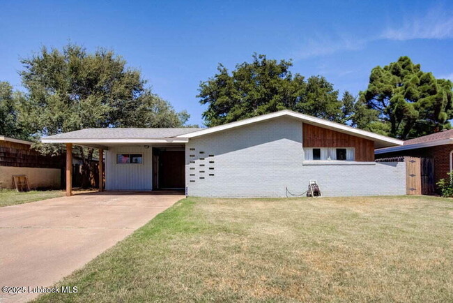 property at 2818 58th St