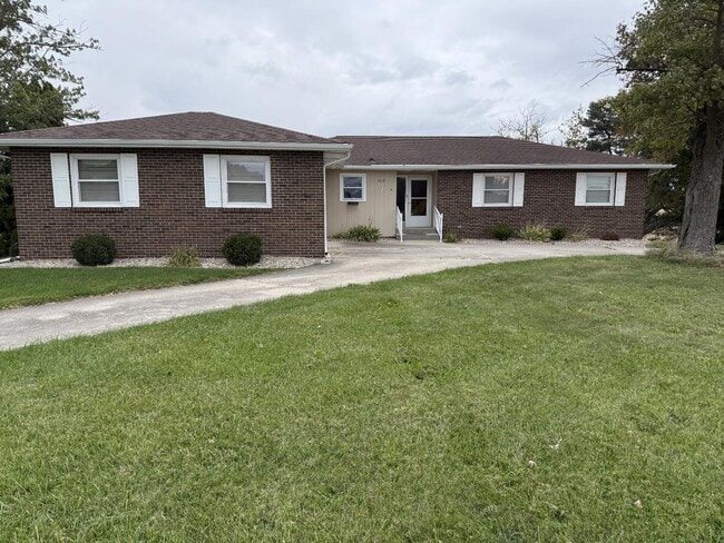property at 123 E Division Rd