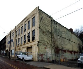 The Armature at West Jackson Row in Knoxville, TN - Building Photo - Building Photo