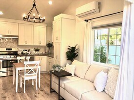 4254 Keever Ave in Long Beach, CA - Building Photo