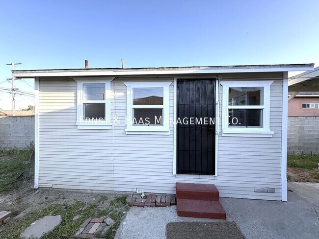 property at 15334 Orizaba Ave