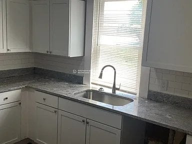 625 Freeman Ave in Kansas City, KS - Foto de edificio - Building Photo