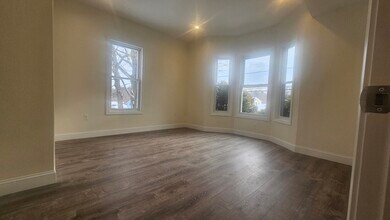 340 E Main St-Unit -1 in East Brookfield, MA - Building Photo - Building Photo