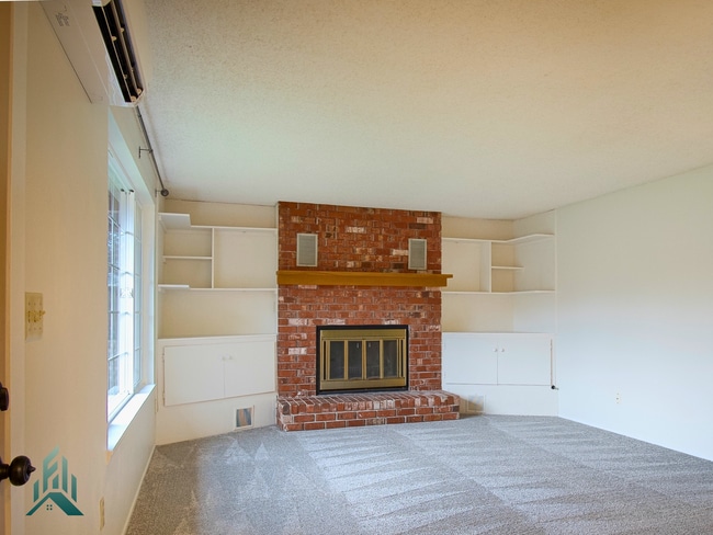 2771 Newton St in Philomath, OR - Building Photo - Building Photo