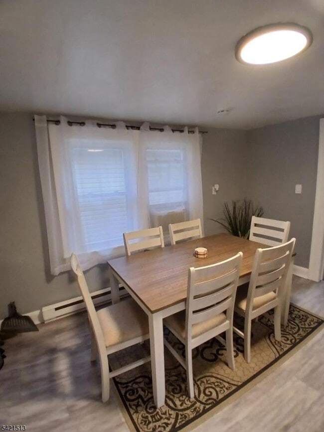 17 Thomas St in Bloomfield, NJ - Building Photo - Building Photo