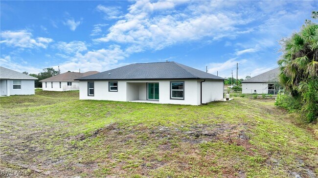 3103 Vera Ave S in Lehigh Acres, FL - Building Photo - Building Photo