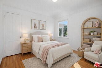 1170 S Beverwil Dr in Los Angeles, CA - Building Photo - Building Photo