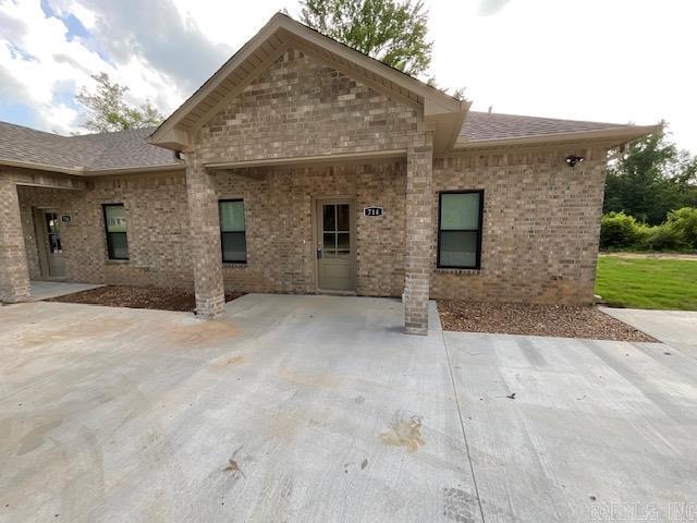 716 S Spring St in Jacksonville, AR - Building Photo - Building Photo
