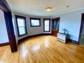 14 Loring St in Worcester, MA - Building Photo - Building Photo