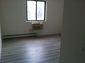 792 Edgewood Ln, Unit B8 in Fort Lee, NJ - Building Photo - Building Photo