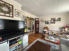46 N Hull St in East Providence, RI - Building Photo - Building Photo
