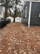 1860 Broadwell St SW in Atlanta, GA - Building Photo - Building Photo