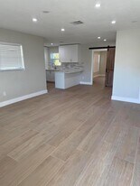 926 S C St in Lake Worth Beach, FL - Building Photo