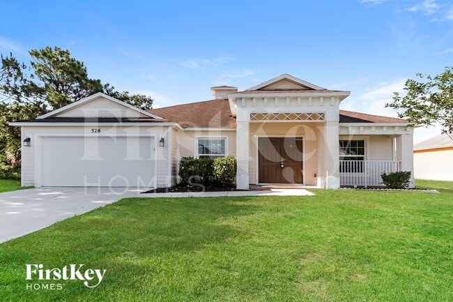 property at 526 SW Dahled Ave