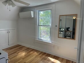 57 Dawson Ave in West Haven, CT - Foto de edificio - Building Photo
